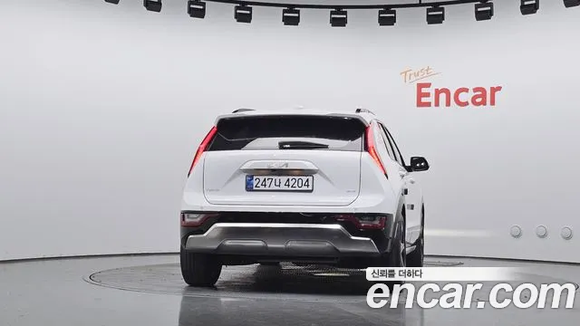 Kia Niro The All New Niro Signature — Фото автомобиля 4