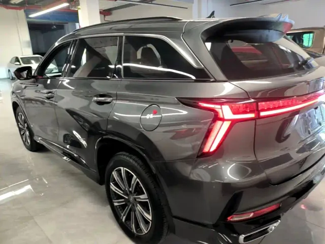 Changan CS75 Plus — Фото автомобиля 4
