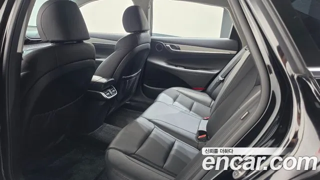 Hyundai Grandeur Новый Grandeur IG 3.0 LPi (Для проката) — Фото автомобиля 9