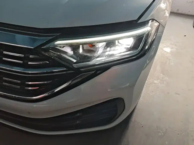 Volkswagen Sagitar — Фото автомобиля 23