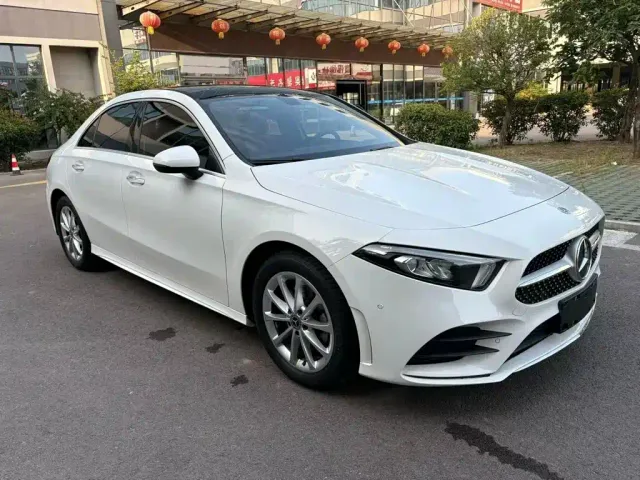 Mercedes-Benz A-Class — Фото автомобиля 3