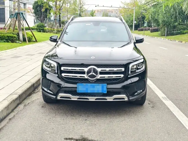 Mercedes-Benz GLB-Class — Фото автомобиля 2