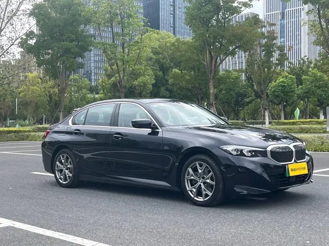 BMW i3 — Фото автомобиля 3
