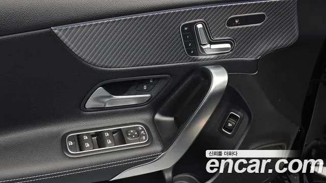 Mercedes-Benz A-Class W177 — Фото автомобиля 15