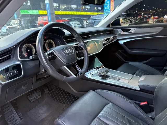 Audi A6L — Фото автомобиля 4