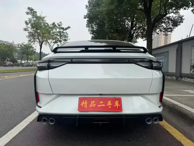 Dongfeng Yixuan — Фото автомобиля 6