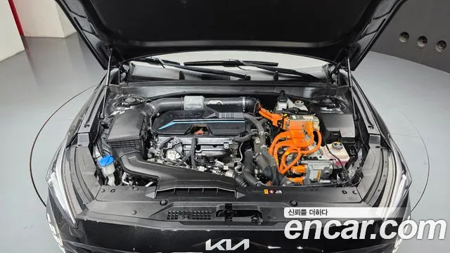Kia K8 Hybrid — Фото автомобиля 9