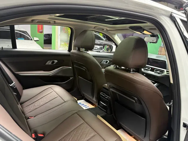 BMW 3 Series — Фото автомобиля 9