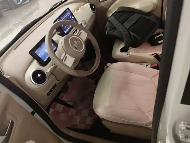 Wuling Hongguang Mini EV — Фото автомобиля 14