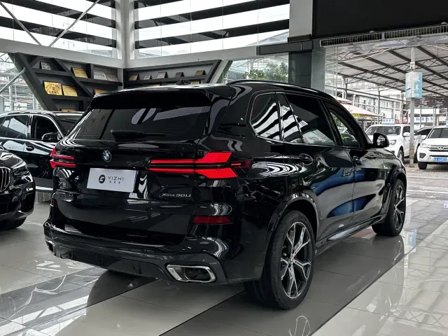 BMW X5 — Фото автомобиля 6