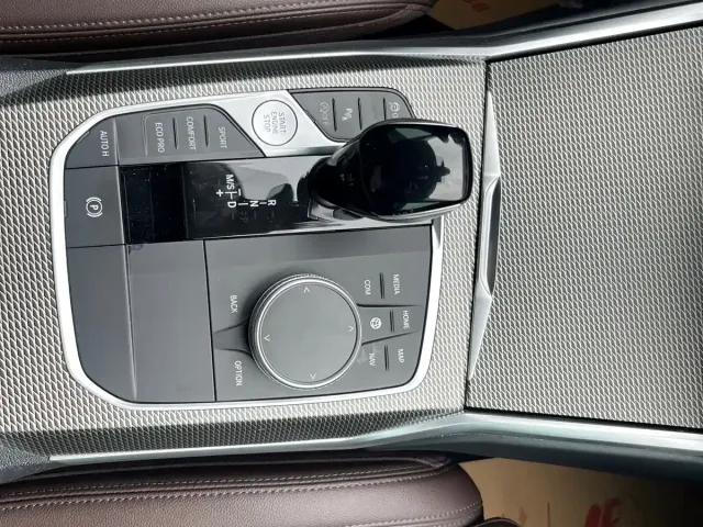 BMW 3 Series — Фото автомобиля 7