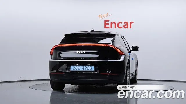 Kia EV6 — Фото автомобиля 4