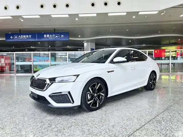 Фотография автомобиля — Skoda Octavia