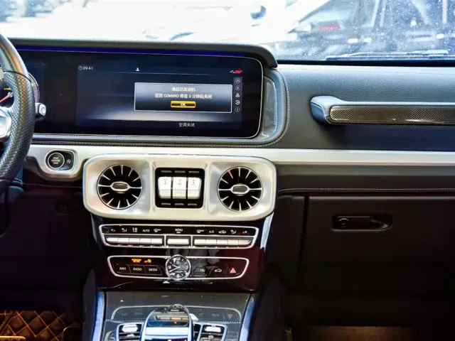 Mercedes-Benz G-Class — Фото автомобиля 17
