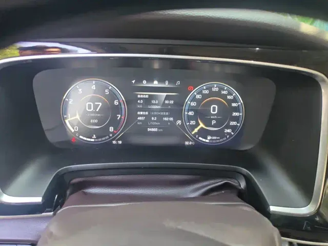GAC Trumpchi M8 — Фото автомобиля 13