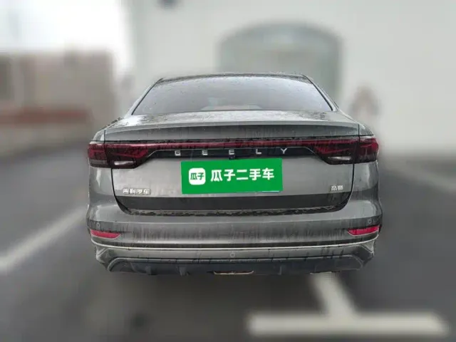 Geely Emgrand — Фото автомобиля 3