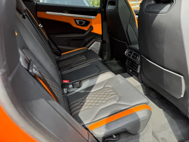 Lamborghini Urus — Фото автомобиля 7