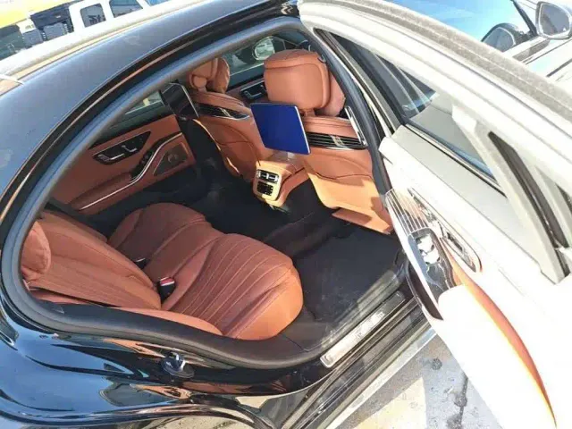 Mercedes-Benz S-Class — Фото автомобиля 9