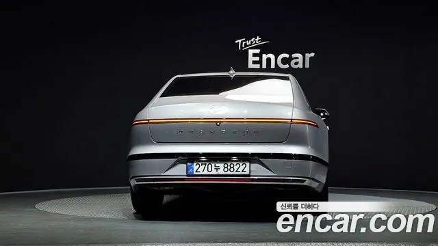 Hyundai Grandeur GN7 — Фото автомобиля 4