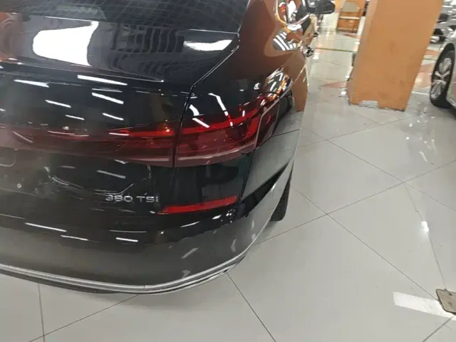 Volkswagen Passat — Фото автомобиля 7