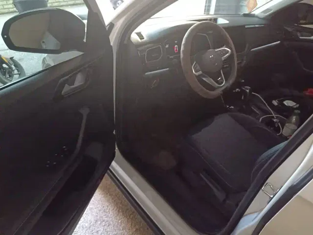 Volkswagen Tharu — Фото автомобиля 13
