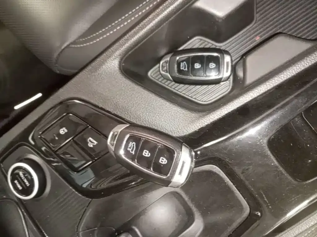 Hyundai Beijing Hyundai ix35 2021 2.0L Automatic 2WD GLS Leading Edition — Фото автомобиля 16