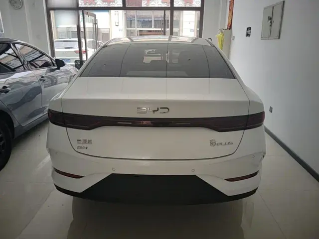 BYD Qin PLUS — Фото автомобиля 5