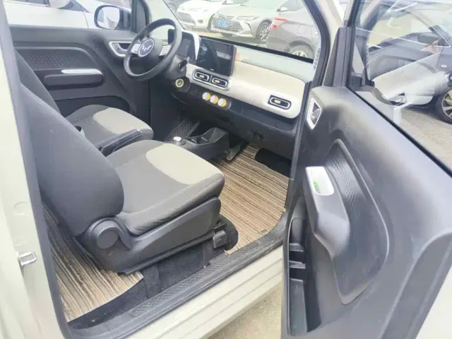 Wuling Hongguang Mini EV — Фото автомобиля 13