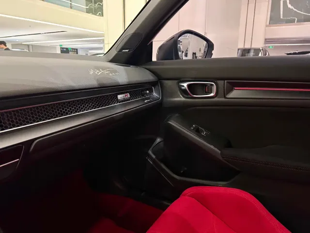 Honda Civic — Фото автомобиля 15