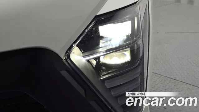 Hyundai Kona Kona (SX2) Бензин 1.6 Turbo 4WD — Фото автомобиля 14