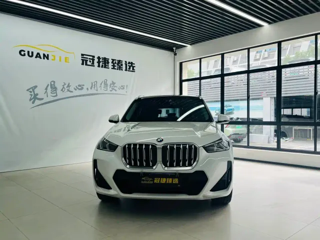 BMW X1 — Фото автомобиля 2