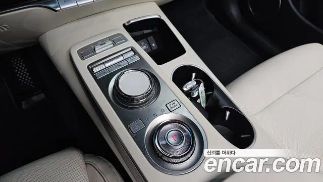 Genesis GV70 Electrified GV70 — Фото автомобиля 9
