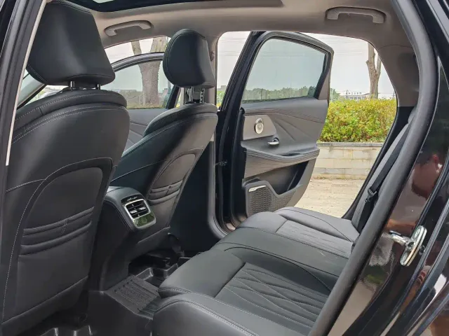 Chery Arrizo 8 — Фото автомобиля 13