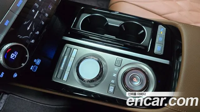 Genesis G80 RG3 — Фото автомобиля 12
