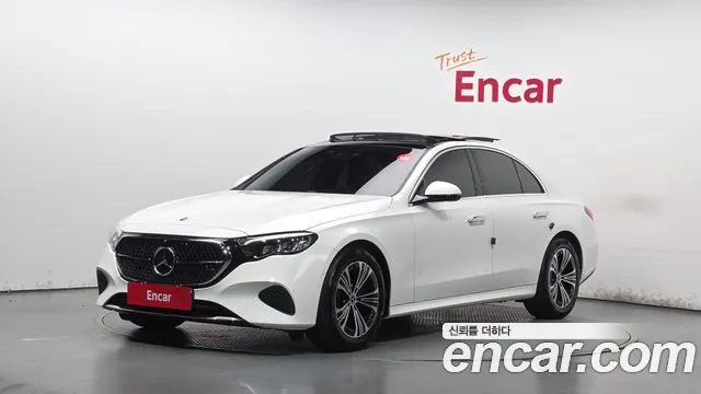 Фотография автомобиля — Mercedes-Benz E-Class