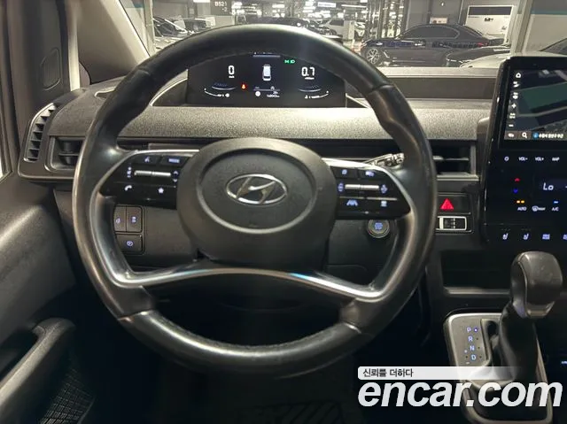 Hyundai Staria — Фото автомобиля 8