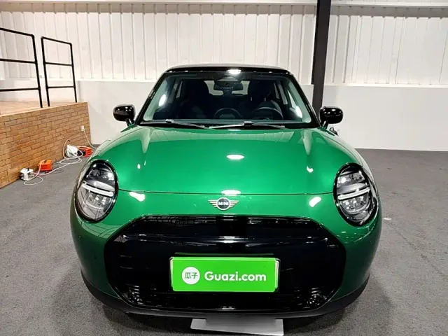MINI Cooper — Фото автомобиля 2