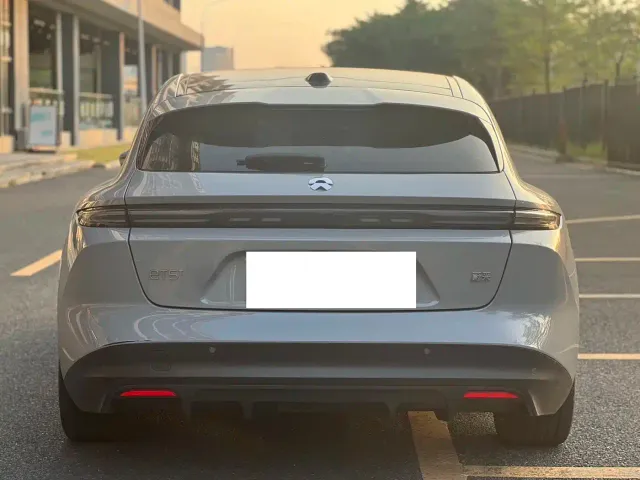 Nio ET5 Touring — Фото автомобиля 5