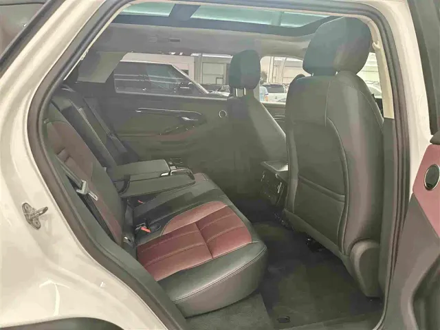 Land Rover Range Rover Evoque — Фото автомобиля 16