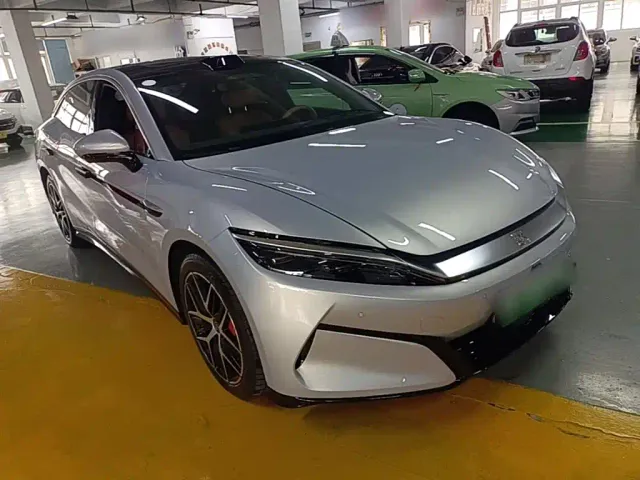 BYD Han L — Фото автомобиля 3