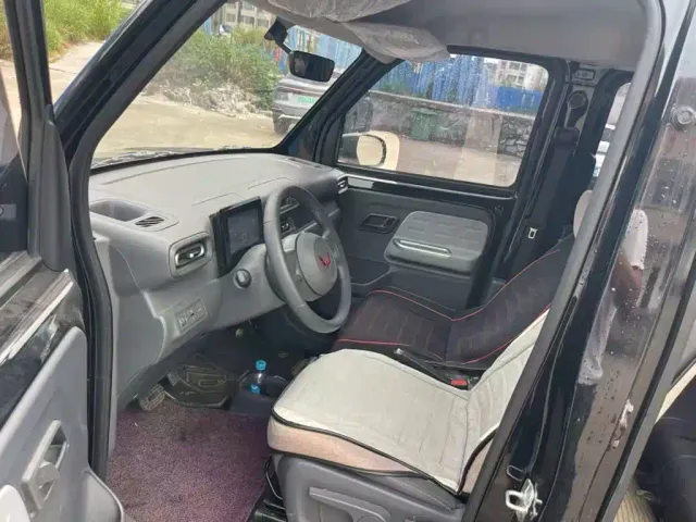 Wuling Zhiguang NEV — Фото автомобиля 15