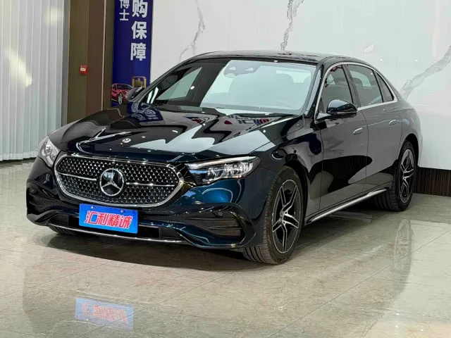 Фотография автомобиля — Mercedes-Benz E-Class