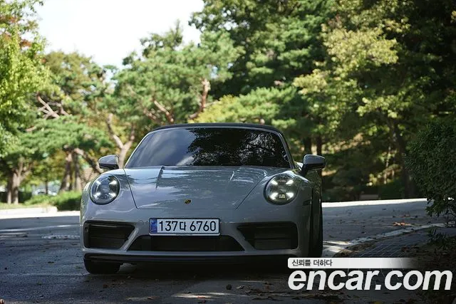 Фотография автомобиля — Porsche 911 992