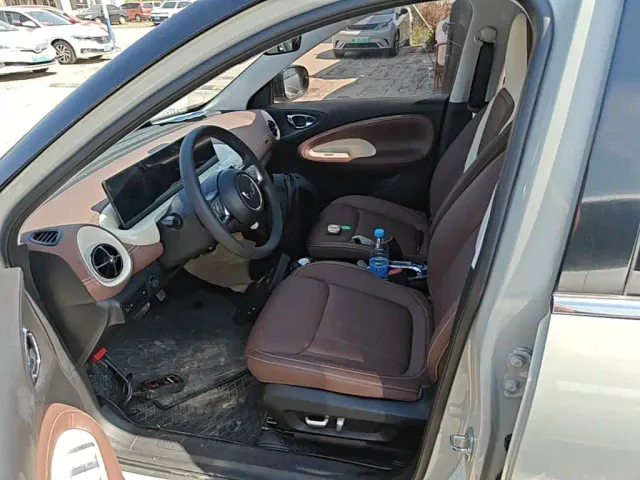 Wuling Bingo — Фото автомобиля 15