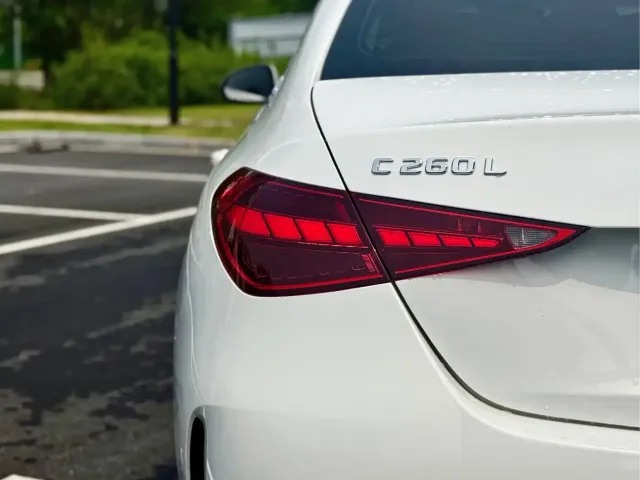 Mercedes-Benz C-Class — Фото автомобиля 6