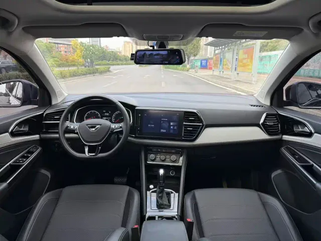 Jetta VS5 — Фото автомобиля 5