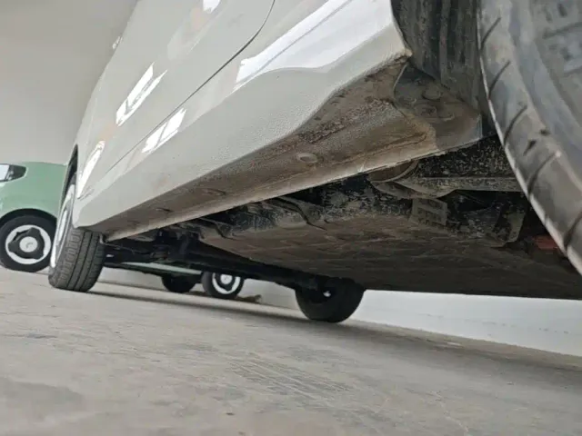 Wuling Hongguang Mini EV — Фото автомобиля 21