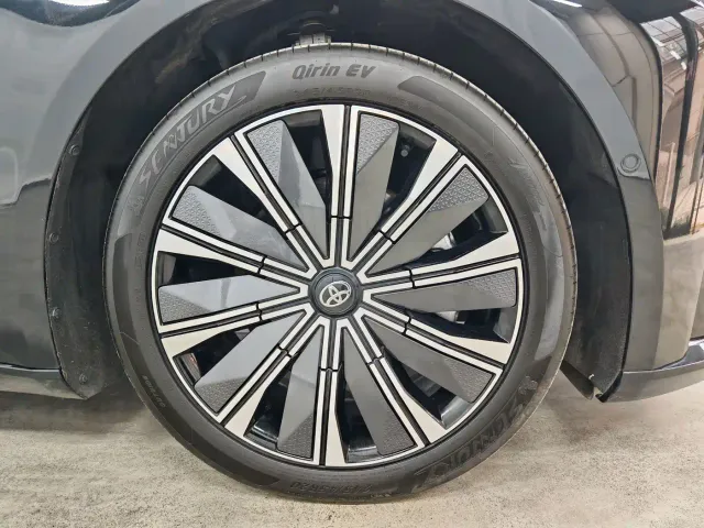Toyota BoZhi 7 — Фото автомобиля 13