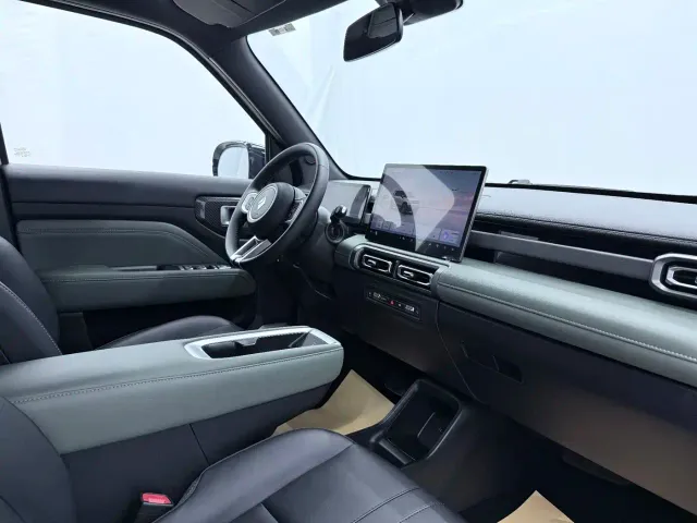 Baojun Yep Plus — Фото автомобиля 9