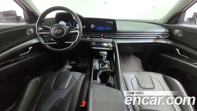 Hyundai Avante CN7 — Фото автомобиля 10